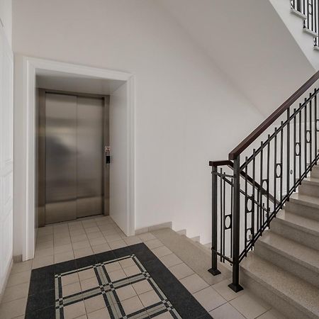 Wilcza City Centre Deluxe Apartment Варшава Экстерьер фото